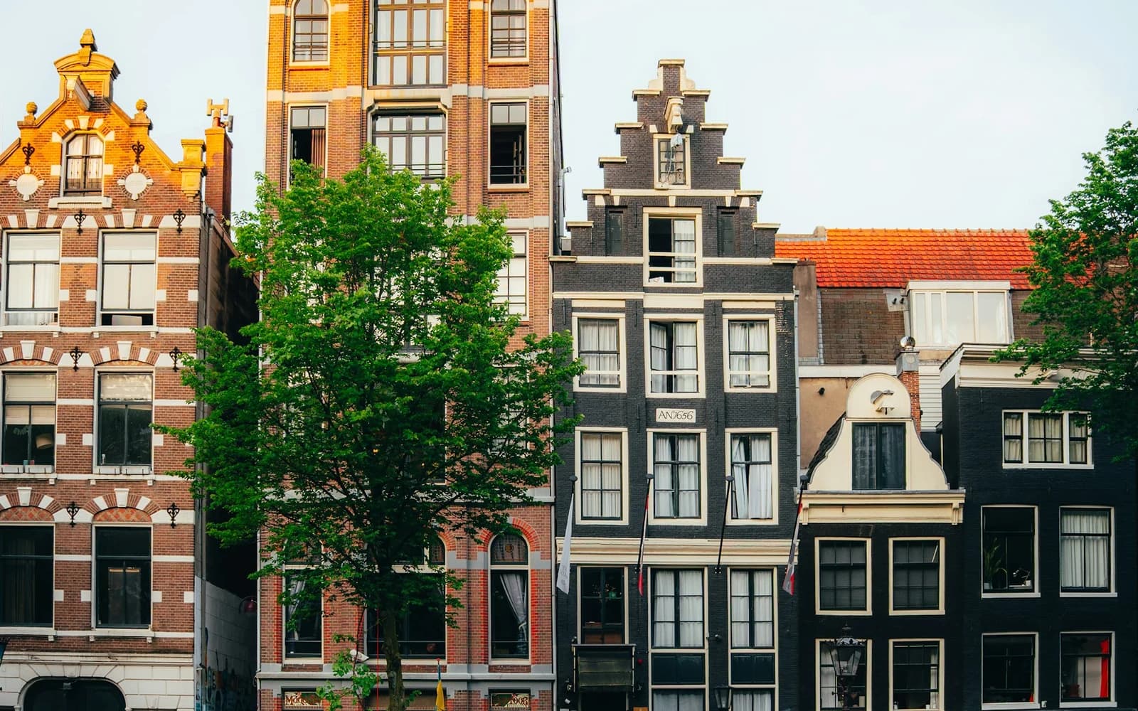 Hybride warmtepomp in Amsterdams grachtenpand